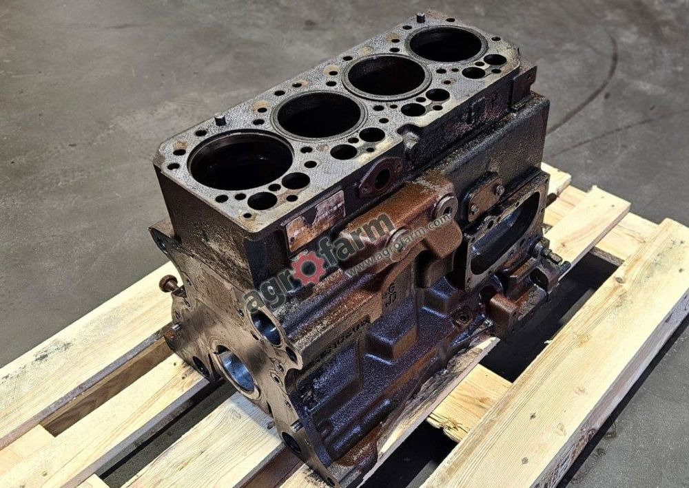 Blok silnika John Deere 6100, 3410, 3310, 3210 - Двигатель для Грузовиков: фото 1 Blok silnika John Deere 6100, 3410, 3310, 3210 - Двигатель для Грузовиков: фото 1