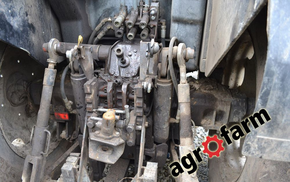 Massey Ferguson 3125 silnik skrzynia most wał blok zwolnica oś - Коробка передач для Сельскохозяйственной техники: фото 3 Massey Ferguson 3125 silnik skrzynia most wał blok zwolnica oś - Коробка передач для Сельскохозяйственной техники: фото 3