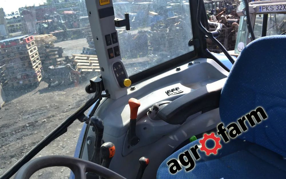 New Holland T5050 skrzynia silnik most obudowa piasta blok zawór - Коробка передач для Сельскохозяйственной техники: фото 5 New Holland T5050 skrzynia silnik most obudowa piasta blok zawór - Коробка передач для Сельскохозяйственной техники: фото 5