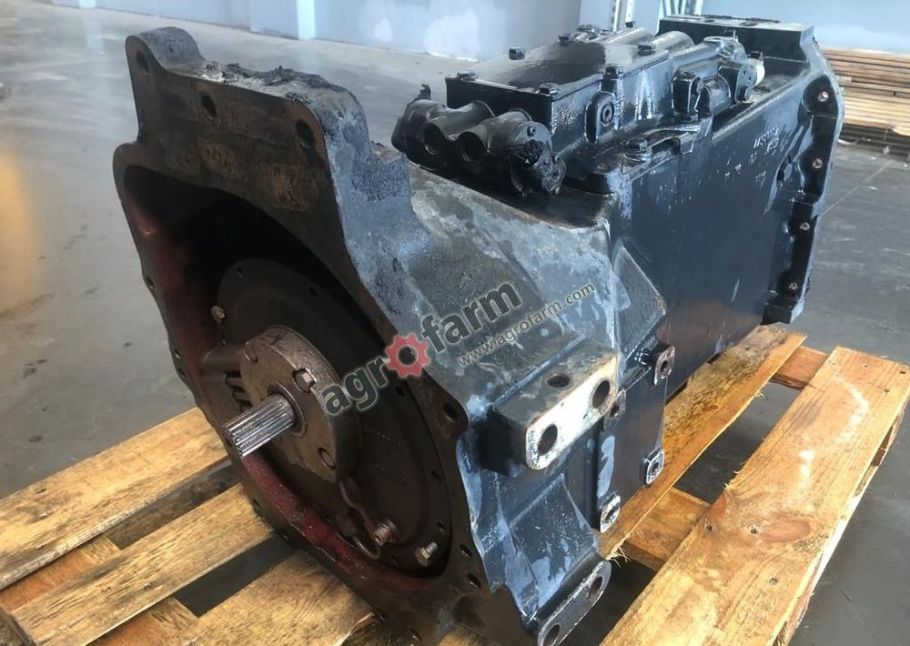 Skrzynia biegów New Holland TS100A 47132498 - Коробка передач: фото 2 Skrzynia biegów New Holland TS100A 47132498 - Коробка передач: фото 2