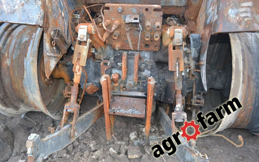 Fendt części 711 712 714 716 718 720 VARIO silnik skrzynia most wał zwrotnica piasta obudowa zawór - Запчасти для Сельскохозяйственной техники: фото 3 Fendt części 711 712 714 716 718 720 VARIO silnik skrzynia most wał zwrotnica piasta obudowa zawór - Запчасти для Сельскохозяйственной техники: фото 3