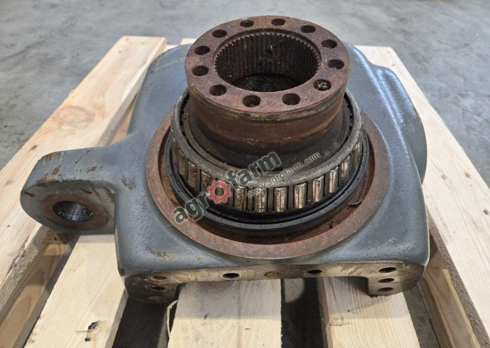 Zwrotnica prawa, Fendt 936, 939, 922, 930, 927 - Трансмиссия: фото 2 Zwrotnica prawa, Fendt 936, 939, 922, 930, 927 - Трансмиссия: фото 2