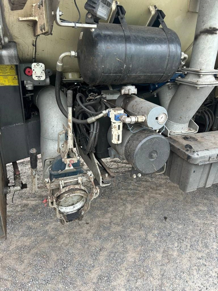 Kaweco Double Twin Shift 16 m3  - Цистерна для жидкого навоза: фото 4 Kaweco Double Twin Shift 16 m3  - Цистерна для жидкого навоза: фото 4