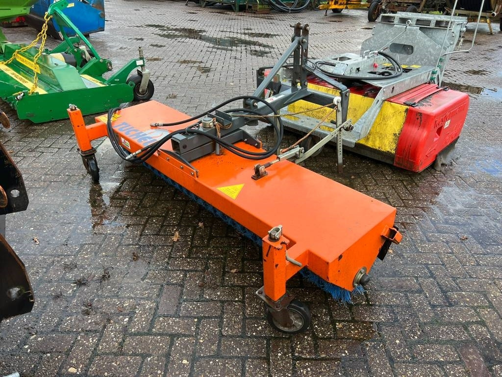 Tuchel EKM 230 HD veegmachine - Щетка: фото 5 Tuchel EKM 230 HD veegmachine - Щетка: фото 5