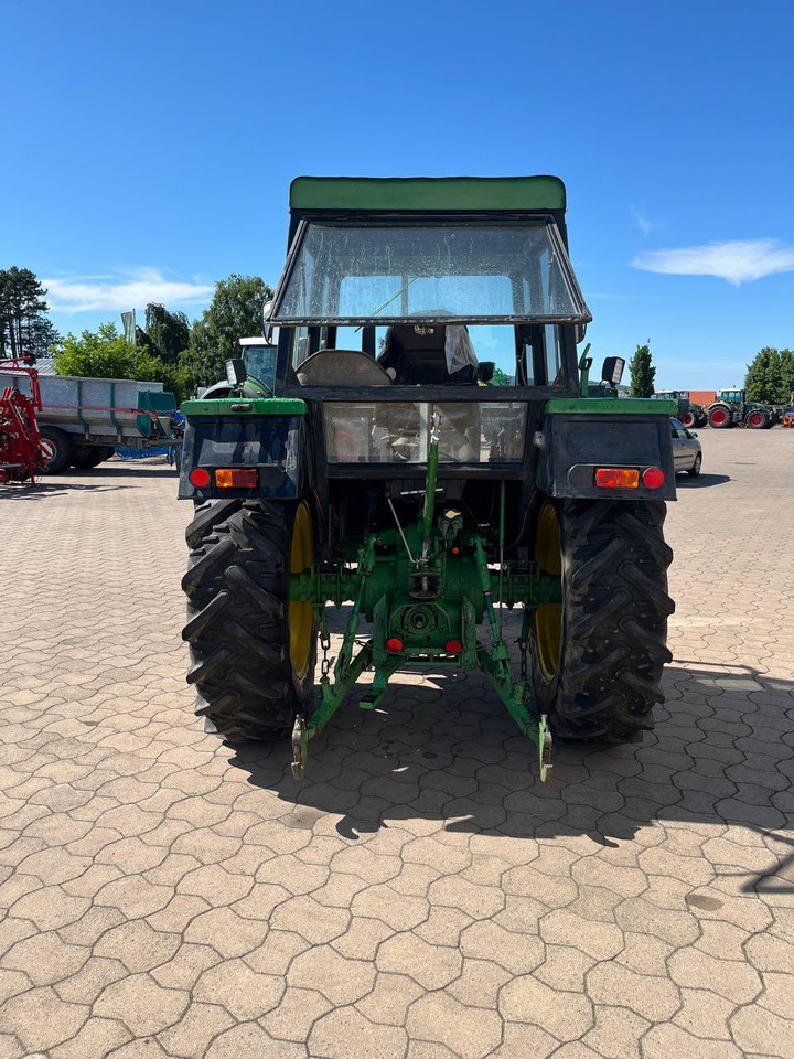 John Deere 2130 S - Трактор: фото 4 John Deere 2130 S - Трактор: фото 4