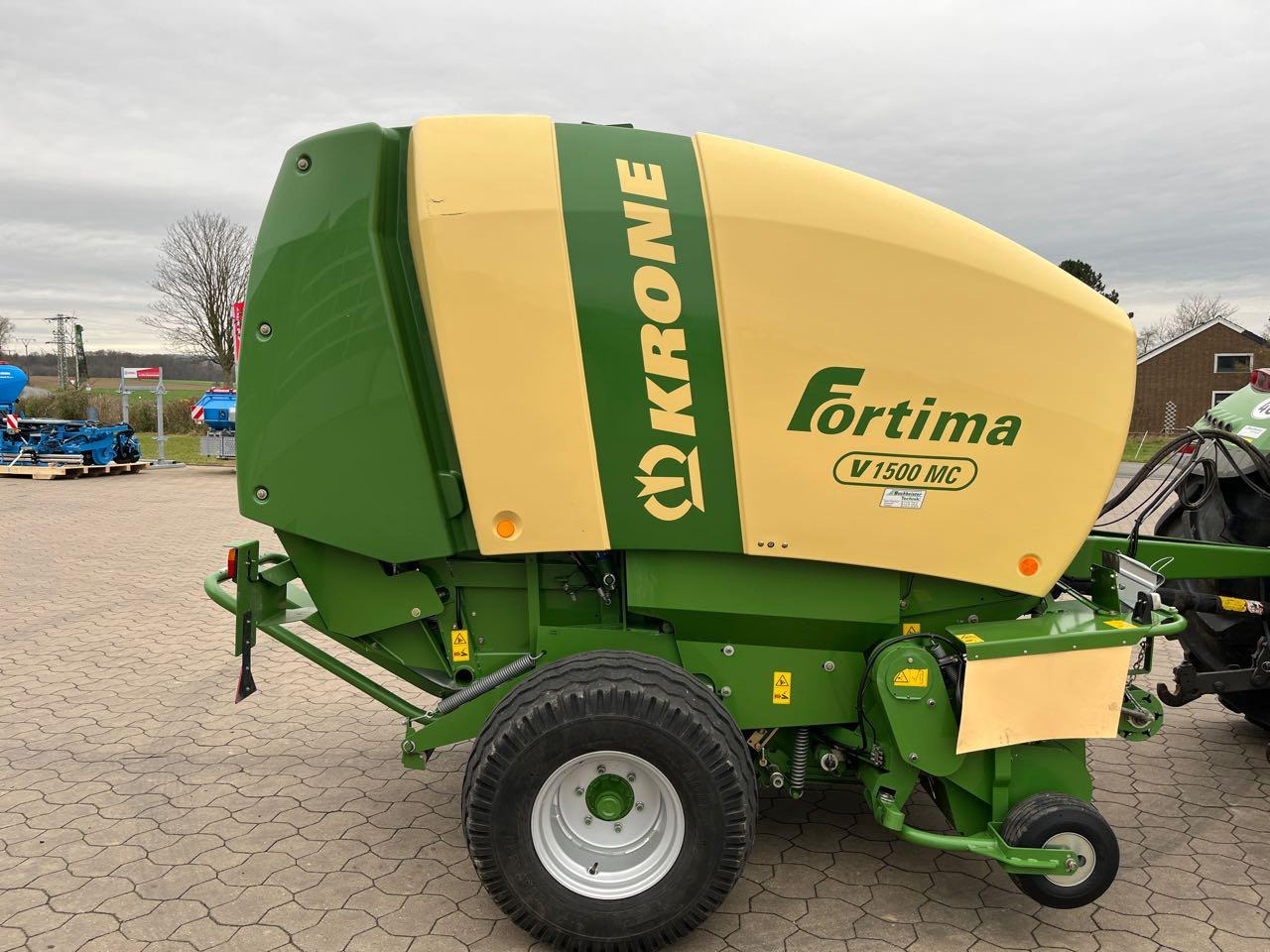 Krone Fortima V 1500 MC - Пресс-подборщик рулонный: фото 3 Krone Fortima V 1500 MC - Пресс-подборщик рулонный: фото 3