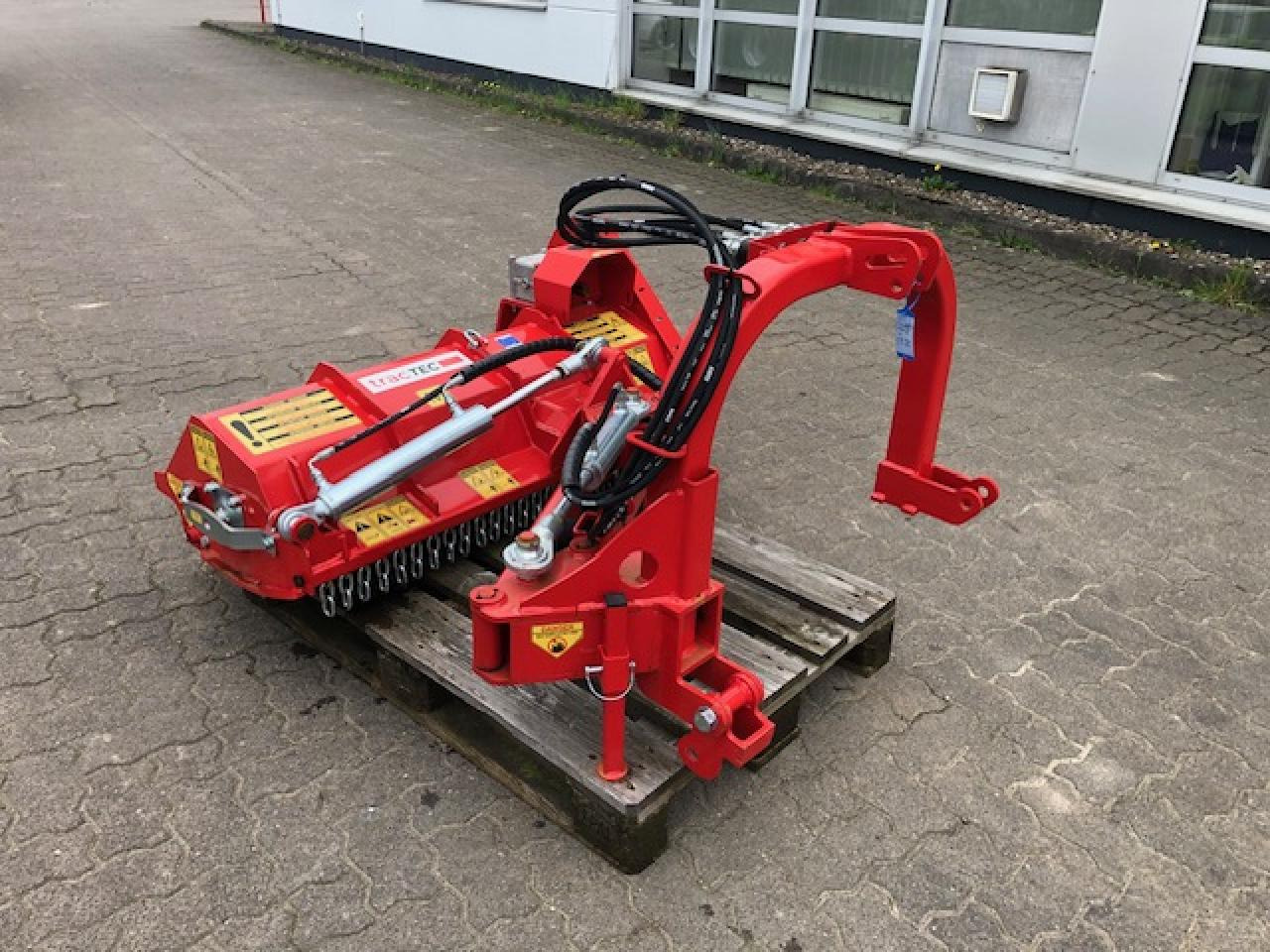 Tractec 17.106 Seitenmulcher - Косилка-измельчитель: фото 1 Tractec 17.106 Seitenmulcher - Косилка-измельчитель: фото 1