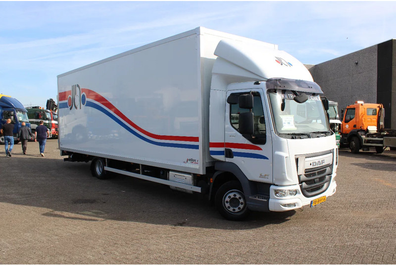 DAF LF 210 + EURO 6 + 12T + LIFT - Грузовик с закрытым кузовом: фото 2 DAF LF 210 + EURO 6 + 12T + LIFT - Грузовик с закрытым кузовом: фото 2