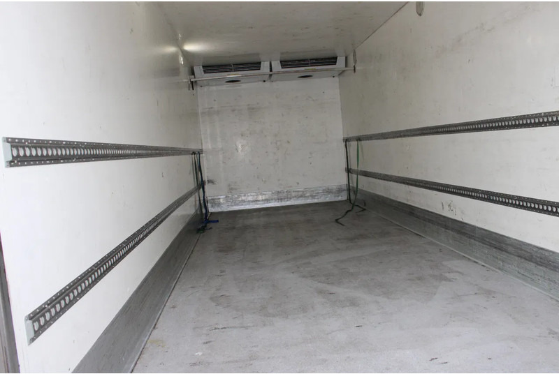 DAF LF 210 + EURO 6 + LIFT - Рефрижератор: фото 4 DAF LF 210 + EURO 6 + LIFT - Рефрижератор: фото 4