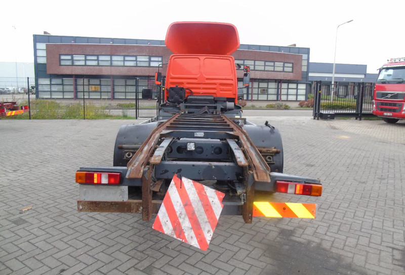 DAF LF 55.160 + EURO 2 + MANUAL + 12T - Грузовик-шасси: фото 4 DAF LF 55.160 + EURO 2 + MANUAL + 12T - Грузовик-шасси: фото 4