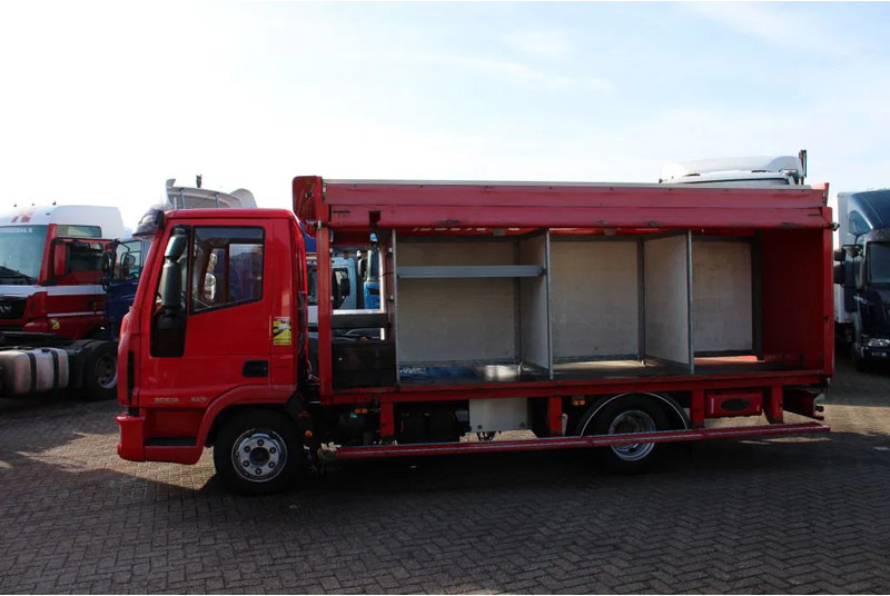 Iveco Eurocargo 100E18 + EURO 5 + LOW KM - Пожарная машина: фото 3 Iveco Eurocargo 100E18 + EURO 5 + LOW KM - Пожарная машина: фото 3