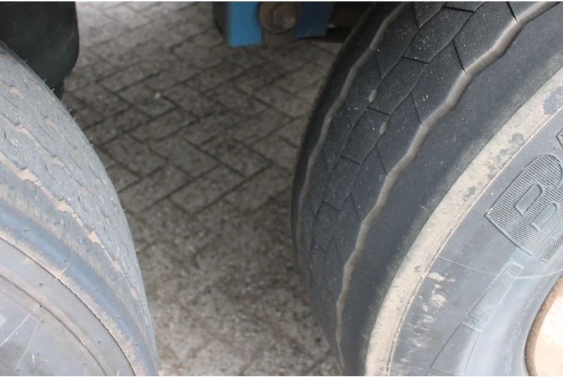 Полуприцеп-рефрижератор Krone 3x bpw + carrier vector + 265 height + apk 05-24: фото 16
