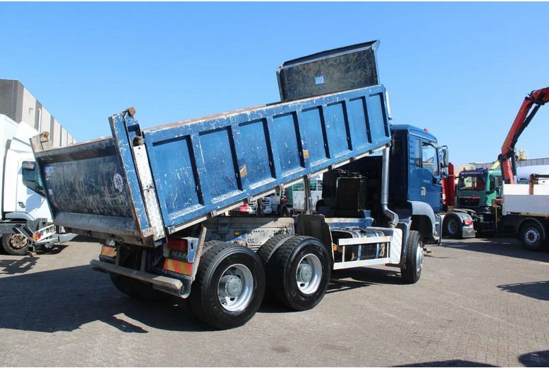 MAN TGA 33.360 + 6X6 + MANUAL - Самосвал: фото 3 MAN TGA 33.360 + 6X6 + MANUAL - Самосвал: фото 3
