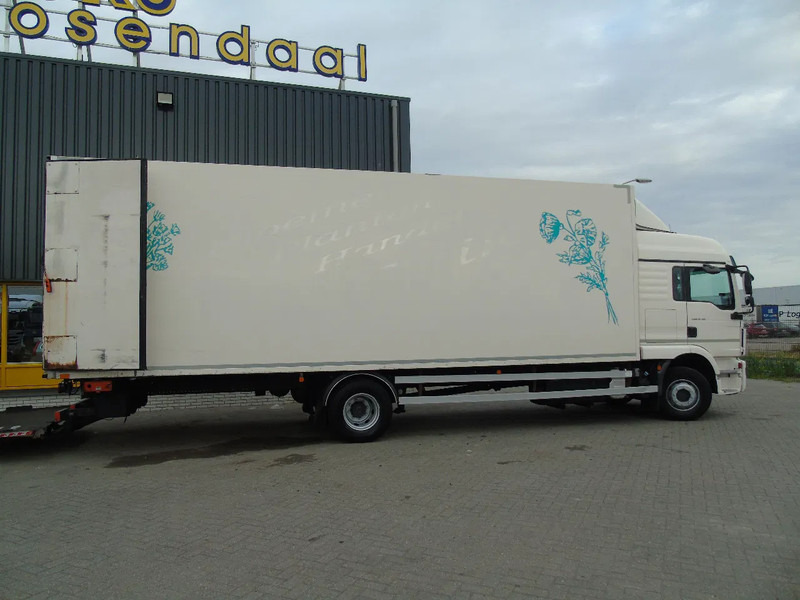 MAN TGM 12.250 + EURO 6 + LIFT - Грузовик с закрытым кузовом: фото 3 MAN TGM 12.250 + EURO 6 + LIFT - Грузовик с закрытым кузовом: фото 3