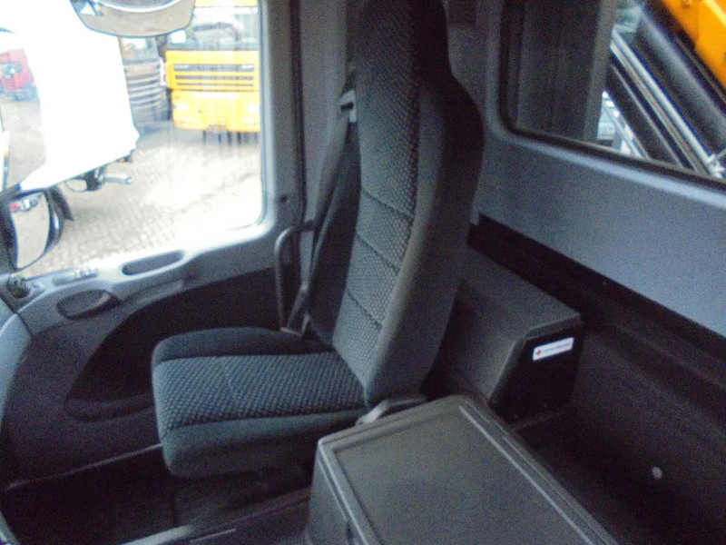 Mercedes-Benz Actros 1846 + Euro 5 + EFFER 250 Crane + REMOTE - Автоманипулятор: фото 4 Mercedes-Benz Actros 1846 + Euro 5 + EFFER 250 Crane + REMOTE - Автоманипулятор: фото 4