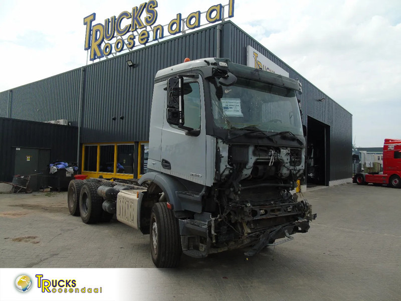Mercedes-Benz Arocs 2640 + 6x4 + functional / engine good + EURO 6 + Drivabale - Грузовик-шасси: фото 1 Mercedes-Benz Arocs 2640 + 6x4 + functional / engine good + EURO 6 + Drivabale - Грузовик-шасси: фото 1