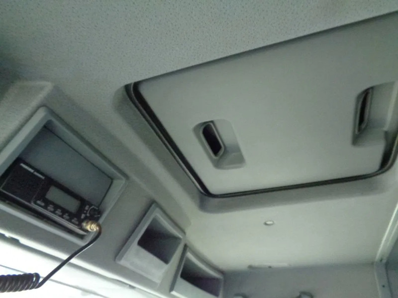 Грузовик с закрытым кузовом Mercedes-Benz Atego 822 Atego 822 + Euro 5 + Dhollandia lift: фото 12 Грузовик с закрытым кузовом Mercedes-Benz Atego 822 Atego 822 + Euro 5 + Dhollandia lift: фото 12