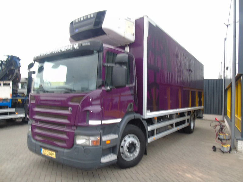 Scania P230 + CARRIER + 150.693KM!! + LIFT + EURO 5 - Рефрижератор: фото 3 Scania P230 + CARRIER + 150.693KM!! + LIFT + EURO 5 - Рефрижератор: фото 3