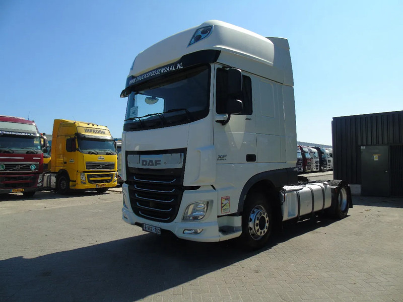 DAF XF 106.460 + EURO 6 SUPER SPACE CAB + INTARDER - Тягач: фото 2 DAF XF 106.460 + EURO 6 SUPER SPACE CAB + INTARDER - Тягач: фото 2
