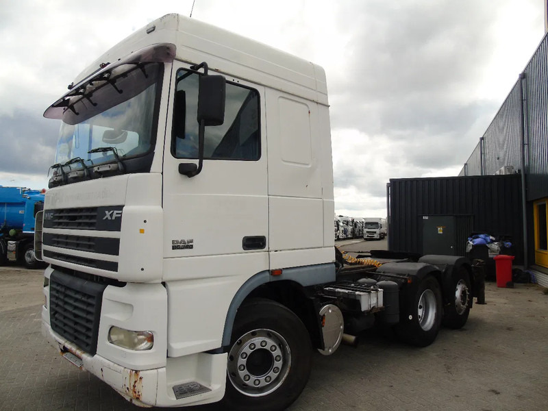 DAF XF 95.380 + 6x2 - Тягач: фото 2 DAF XF 95.380 + 6x2 - Тягач: фото 2