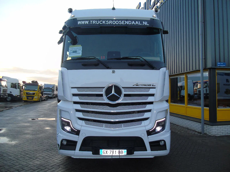 Mercedes-Benz Actros 1848 + RETARDER + PTO + FULL SPOILER + EURO 6 - Тягач: фото 4 Mercedes-Benz Actros 1848 + RETARDER + PTO + FULL SPOILER + EURO 6 - Тягач: фото 4