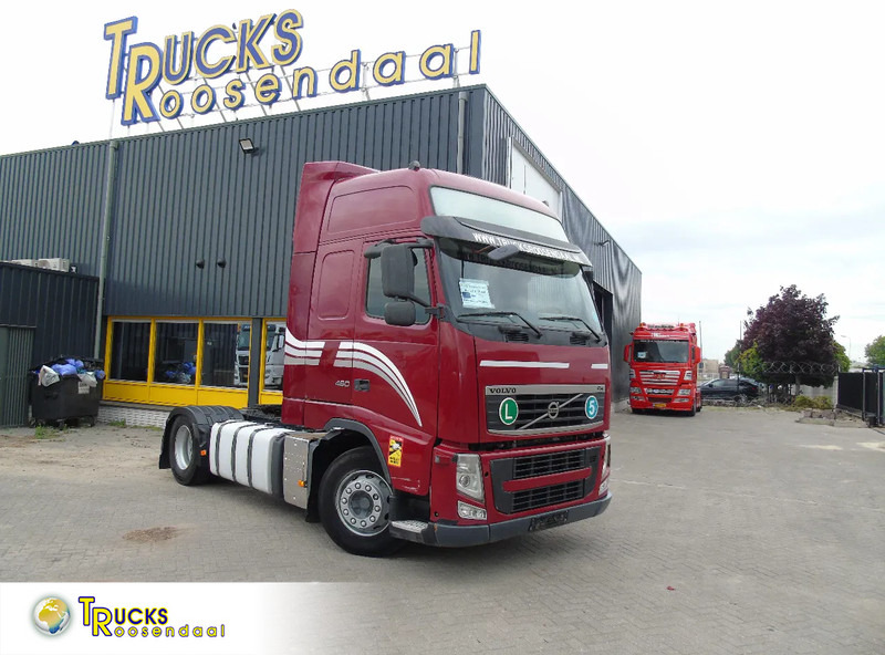 Volvo FH 460 + XL CAB + EURO 5 + 6x IN STOCK - Тягач: фото 1 Volvo FH 460 + XL CAB + EURO 5 + 6x IN STOCK - Тягач: фото 1