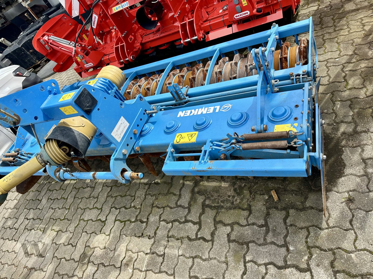 Lemken Zirkon 10/300 - Активная борона: фото 4 Lemken Zirkon 10/300 - Активная борона: фото 4