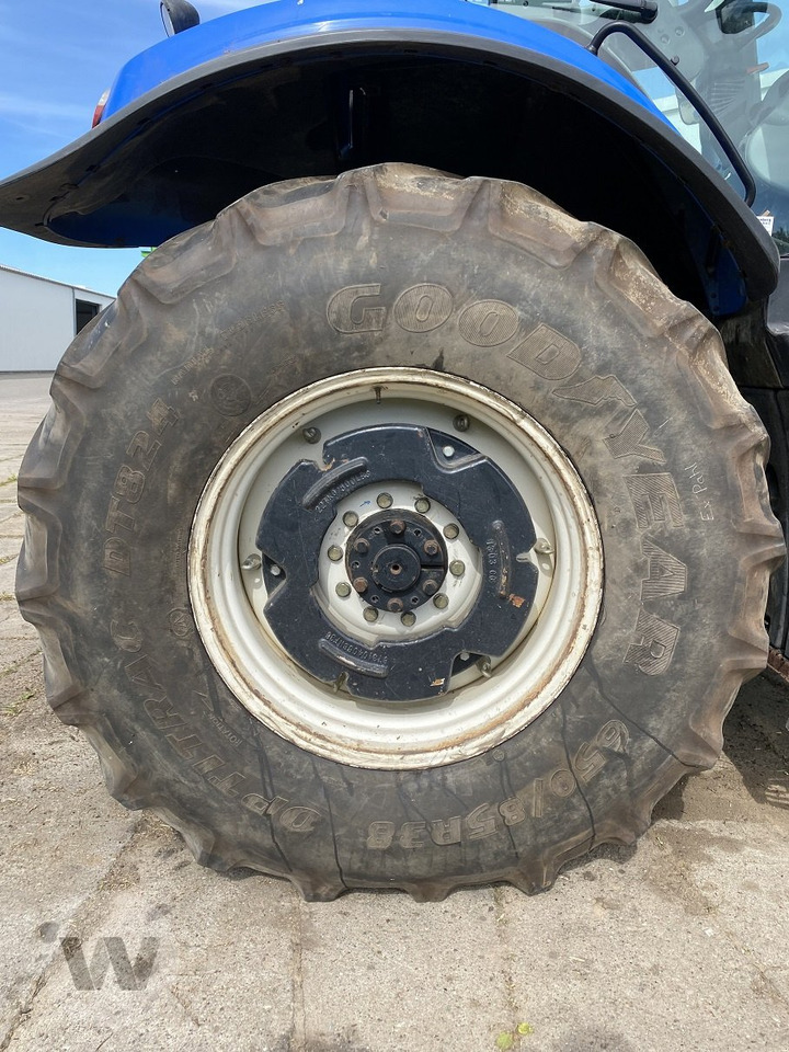 New Holland T 8.380 UC - Трактор: фото 4 New Holland T 8.380 UC - Трактор: фото 4