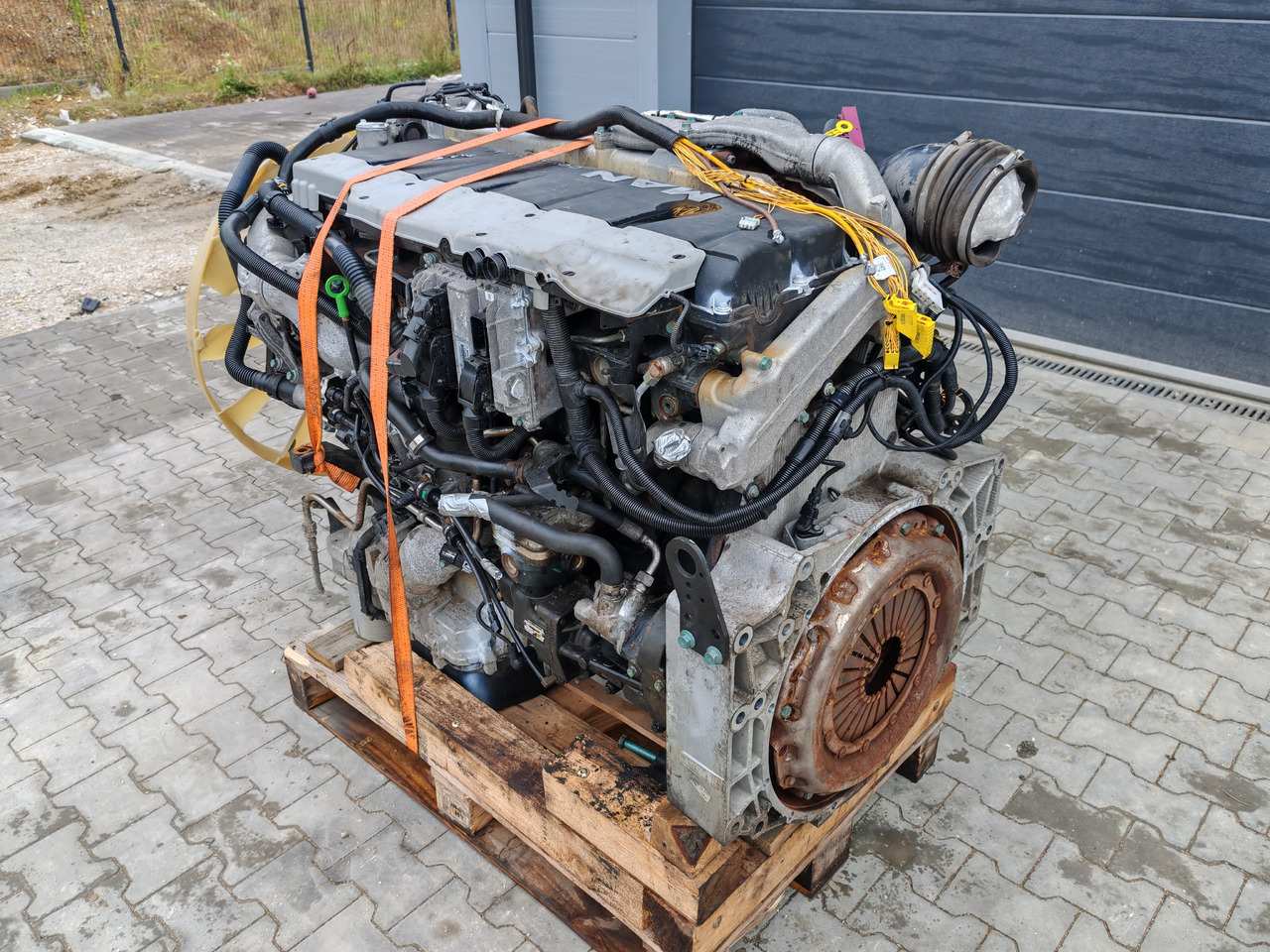 MAN TGX TGS / D2676 LF51 / EURO 6 / COMPLETE ENGINE - Двигатель: фото 3 MAN TGX TGS / D2676 LF51 / EURO 6 / COMPLETE ENGINE - Двигатель: фото 3