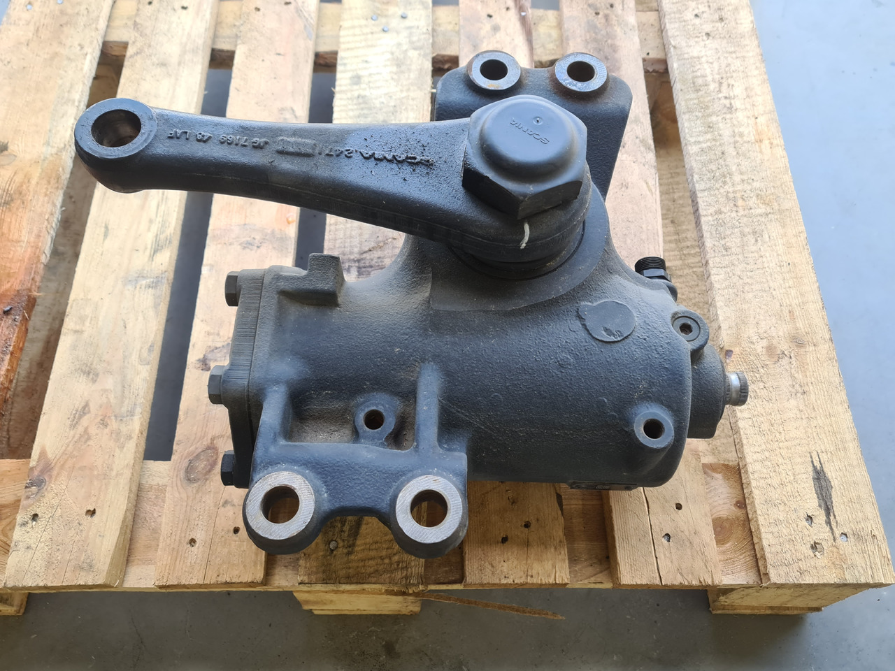 SCANIA STEERING COLUMN / NTG NTS NEW MODEL / WORLDWIDE DELIVERY - Рулевой механизм: фото 5 SCANIA STEERING COLUMN / NTG NTS NEW MODEL / WORLDWIDE DELIVERY - Рулевой механизм: фото 5