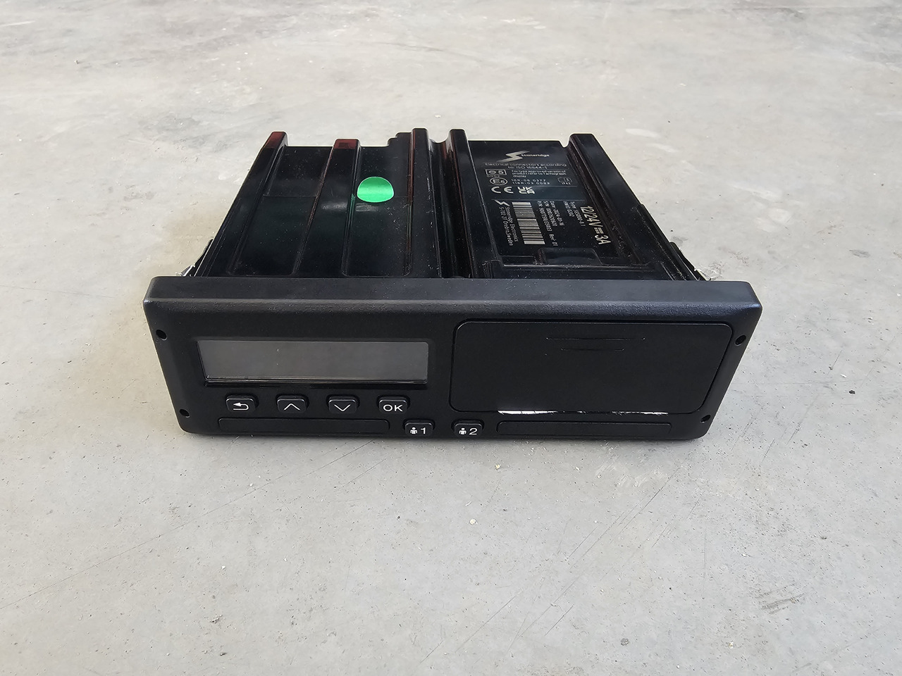 STONERIDGE SE5000-8.1 / VOLVO FH4 EURO 6 / TACHOGRAPH - Тахограф: фото 2 STONERIDGE SE5000-8.1 / VOLVO FH4 EURO 6 / TACHOGRAPH - Тахограф: фото 2