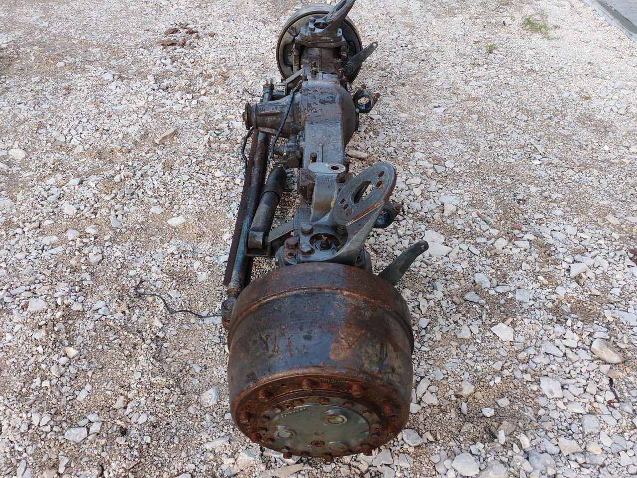 VOLVO FH FM FMX / FRONT DRIVE AXLE 4X4 6X6 / APL-9000 / RATIO: 6.89/2.07 - Передняя ось: фото 4 VOLVO FH FM FMX / FRONT DRIVE AXLE 4X4 6X6 / APL-9000 / RATIO: 6.89/2.07 - Передняя ось: фото 4