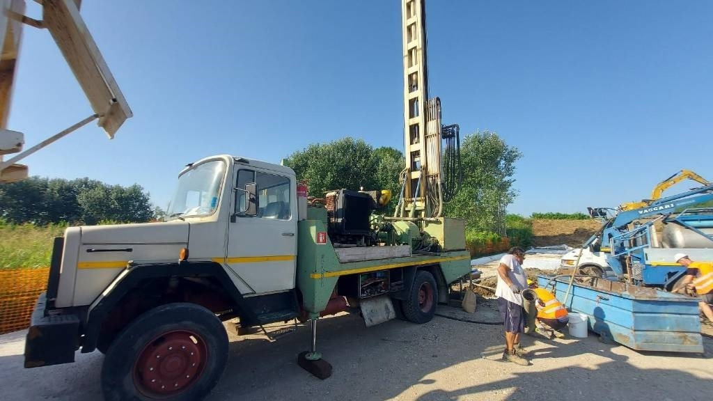 Fraste FS300 - Буровая машина: фото 1 Fraste FS300 - Буровая машина: фото 1