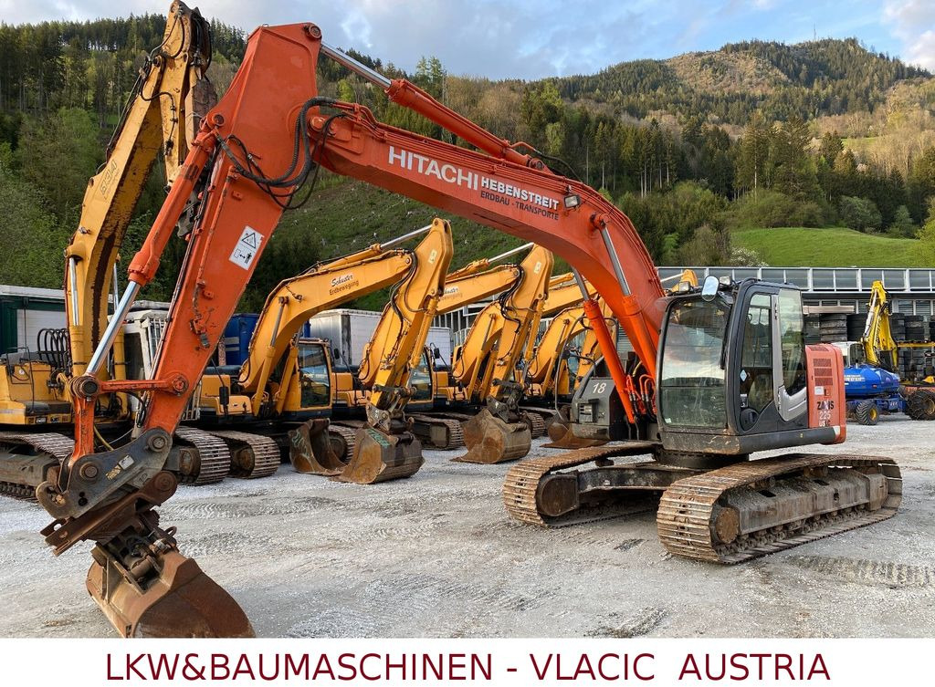 Hitachi ZX 225 USLC-3 - Гусеничный экскаватор: фото 5 Hitachi ZX 225 USLC-3 - Гусеничный экскаватор: фото 5