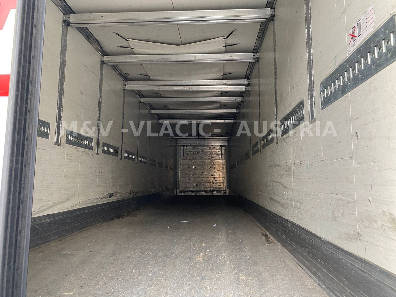 Krone Doppelstock / Carrier 1950 лизинг Krone Doppelstock / Carrier 1950: фото 13 Krone Doppelstock / Carrier 1950 лизинг Krone Doppelstock / Carrier 1950: фото 13