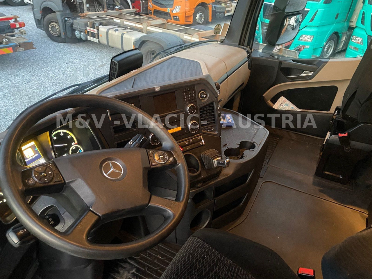 Mercedes-Benz 2542 - Грузовик-контейнеровоз/ Сменный кузов: фото 4 Mercedes-Benz 2542 - Грузовик-контейнеровоз/ Сменный кузов: фото 4