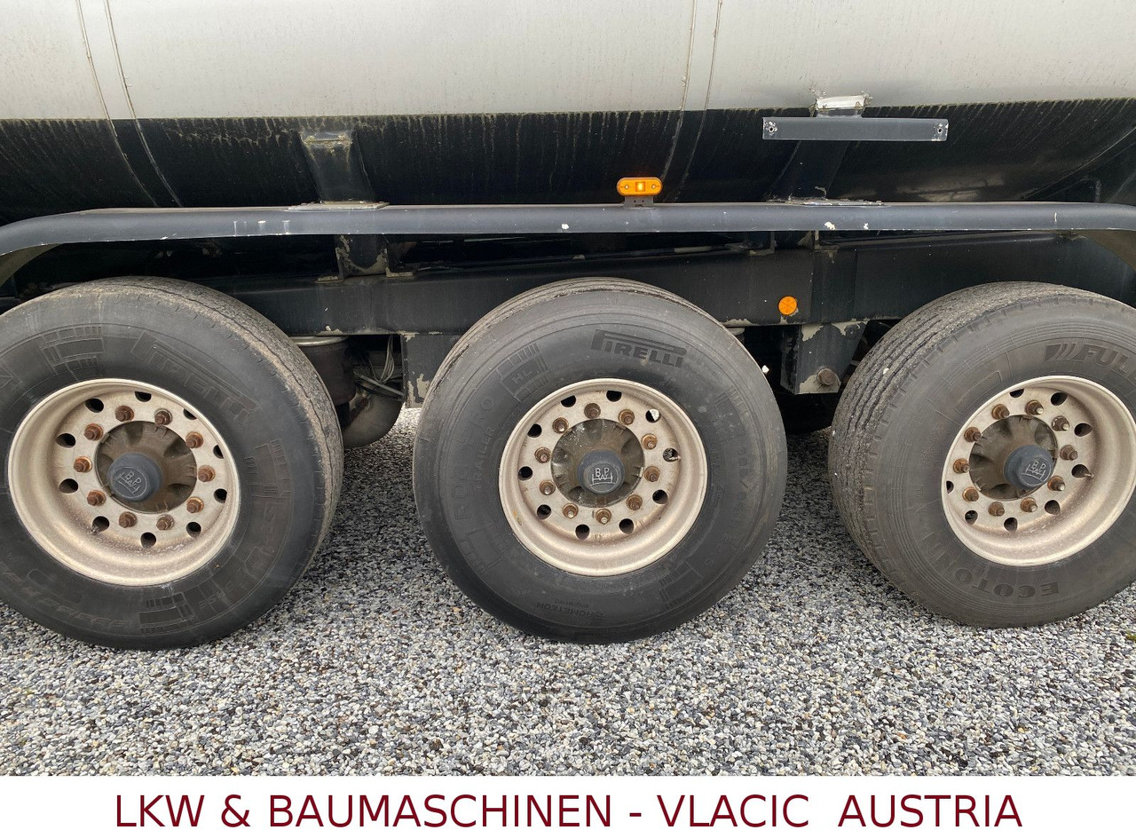 Schwarzmüller Tank für Öl transport лизинг Schwarzmüller Tank für Öl transport: фото 8 Schwarzmüller Tank für Öl transport лизинг Schwarzmüller Tank für Öl transport: фото 8