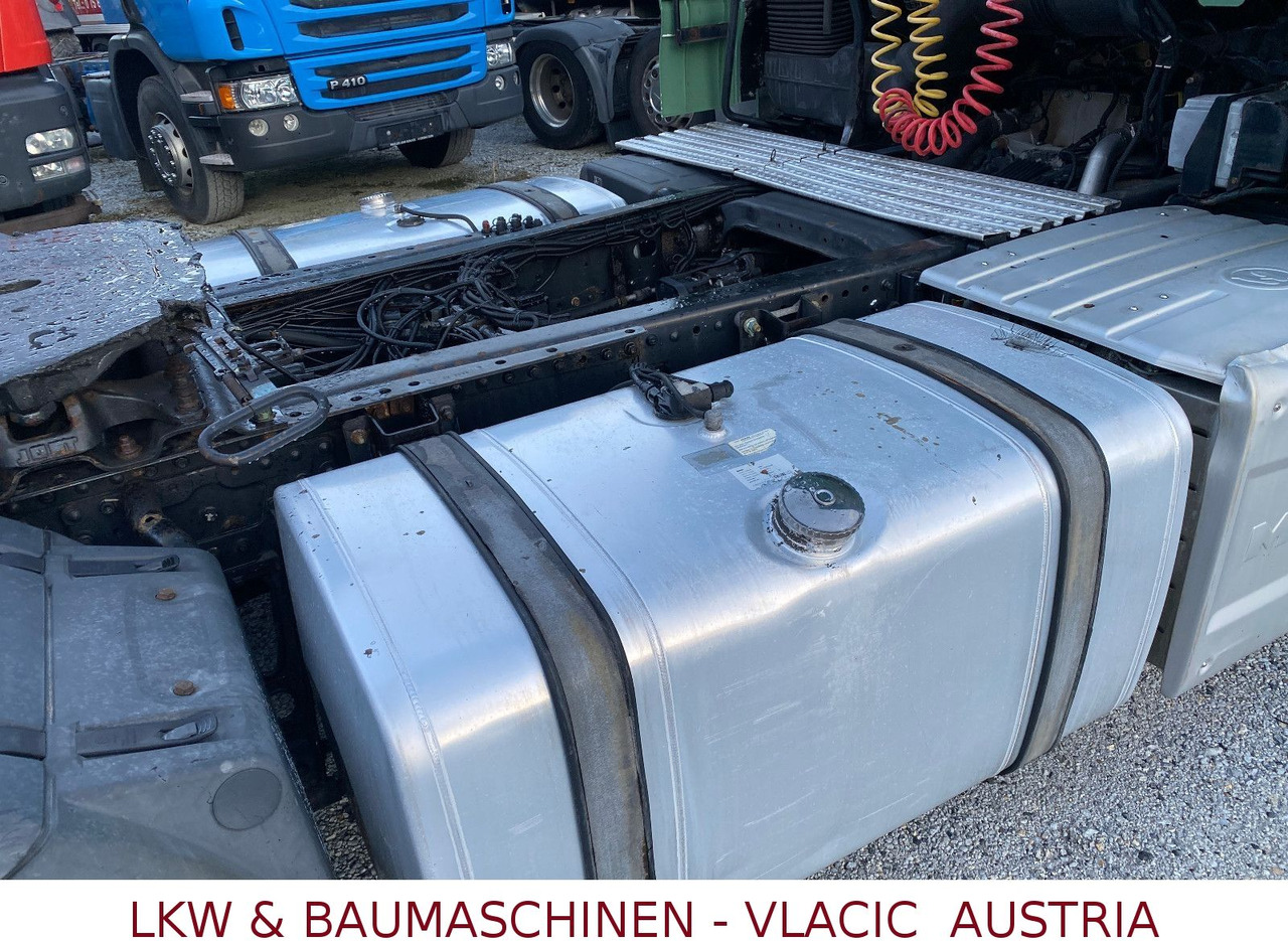 Тягач MAN TGX 18.480: фото 12