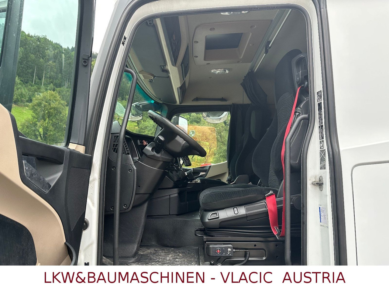 Mercedes-Benz Actros 1840 ADR - Тягач: фото 3 Mercedes-Benz Actros 1840 ADR - Тягач: фото 3