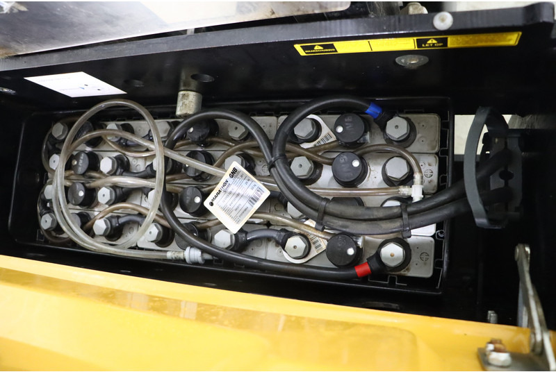 Штабелер Caterpillar NSP14: фото 8 Штабелер Caterpillar NSP14: фото 8