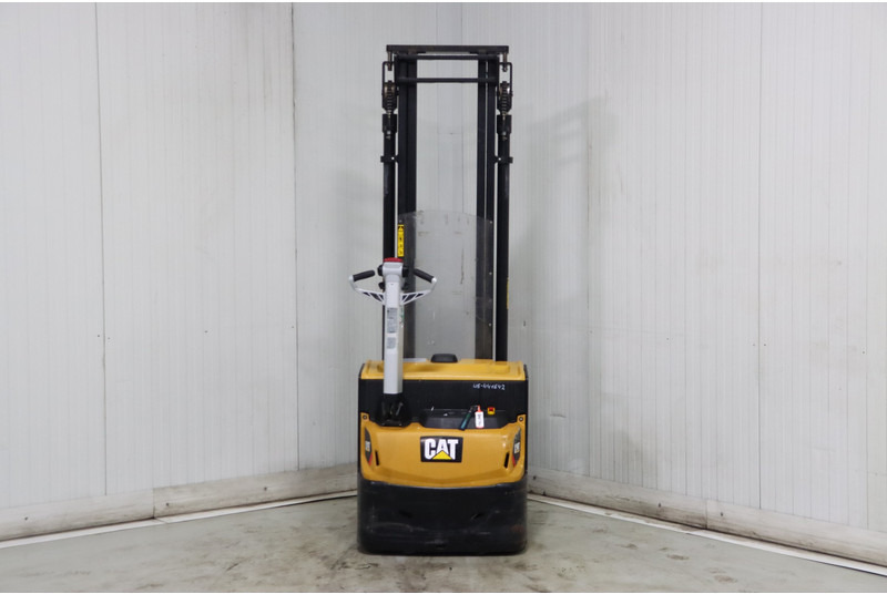 Штабелер Caterpillar NSP14: фото 6 Штабелер Caterpillar NSP14: фото 6