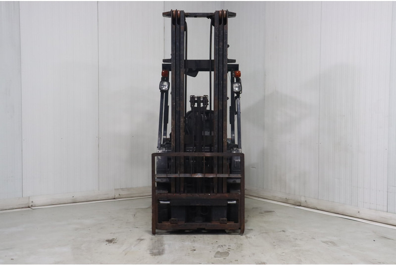 Komatsu FD18T-20 - Дизельный погрузчик: фото 3 Komatsu FD18T-20 - Дизельный погрузчик: фото 3