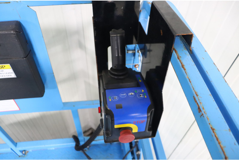 Mantall XE140W - Ножничный подъемник: фото 2 Mantall XE140W - Ножничный подъемник: фото 2