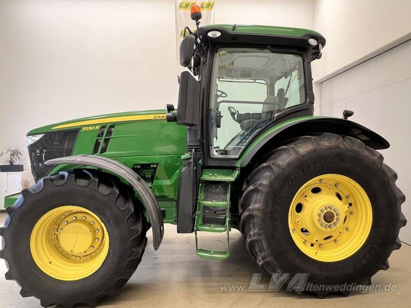 John Deere 7230R - Трактор: фото 4 John Deere 7230R - Трактор: фото 4