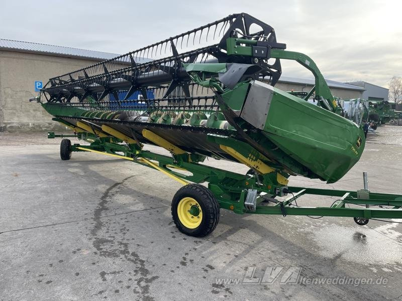 John Deere 735 PremiumFlow - Жатка зерновая: фото 2 John Deere 735 PremiumFlow - Жатка зерновая: фото 2