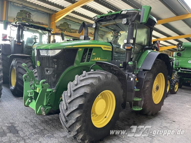 John Deere 7R 310 - Трактор: фото 1 John Deere 7R 310 - Трактор: фото 1