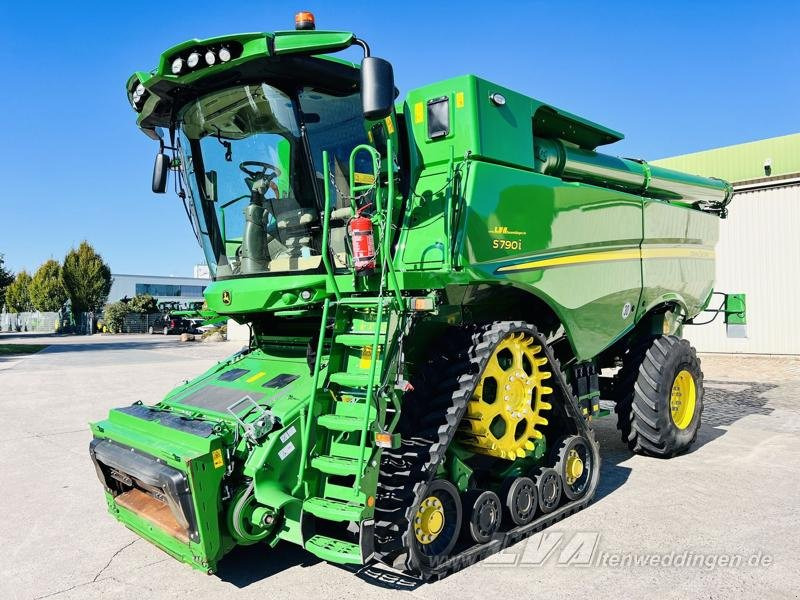 John Deere S790 - Зерноуборочный комбайн: фото 1 John Deere S790 - Зерноуборочный комбайн: фото 1