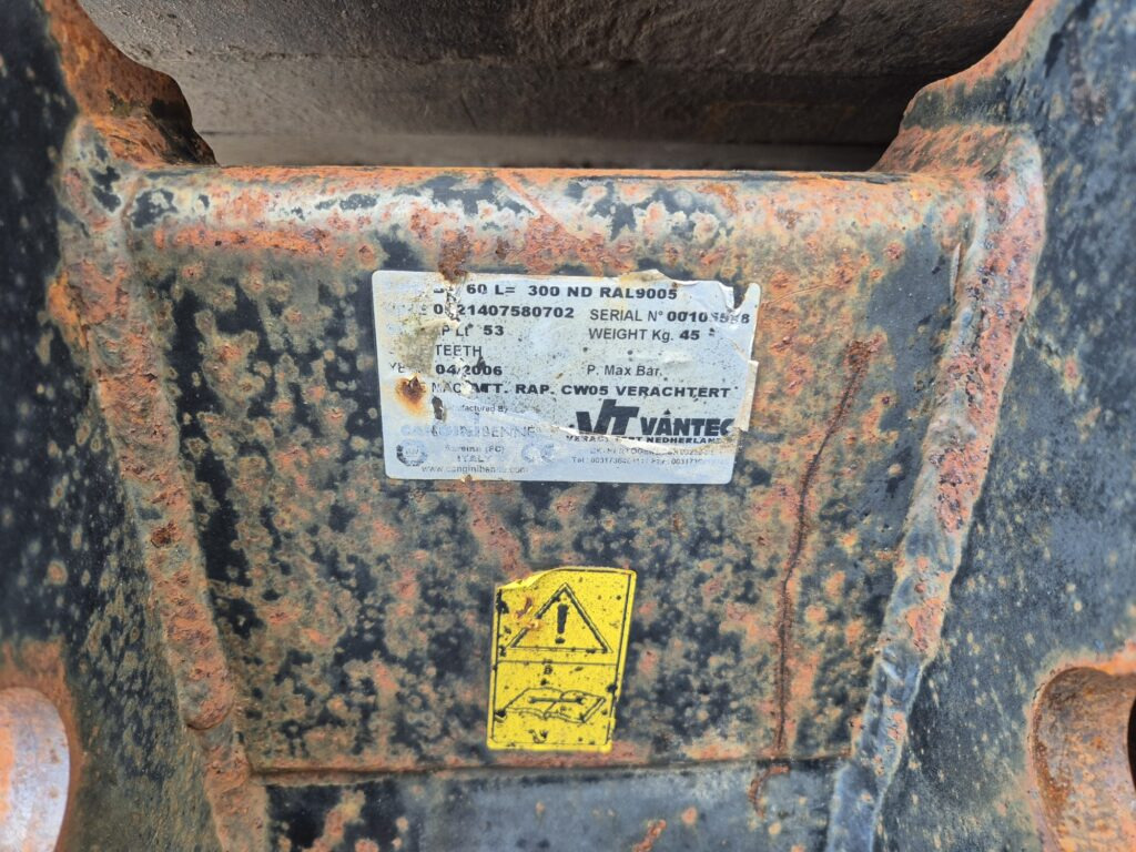 Мини-экскаватор AIRMANN AX33U mididigger: фото 14 Мини-экскаватор AIRMANN AX33U mididigger: фото 14