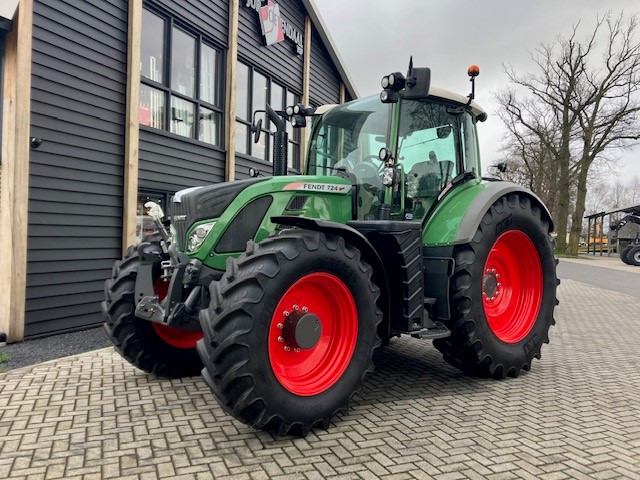 FENDT 724 profi plus - Трактор: фото 1 FENDT 724 profi plus - Трактор: фото 1