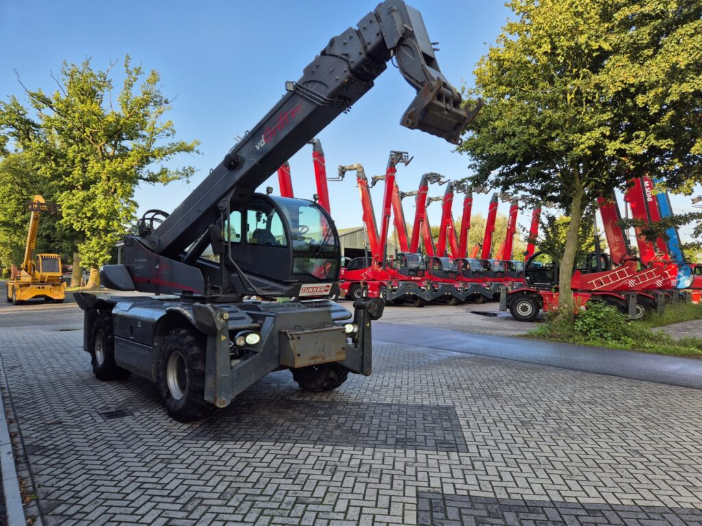 MAGNI RTH 5.23 smart - Телескопический погрузчик: фото 5 MAGNI RTH 5.23 smart - Телескопический погрузчик: фото 5